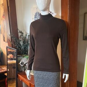 NWT northern reflections size small chocolate Brown Turtleneck Long Sleeve Top